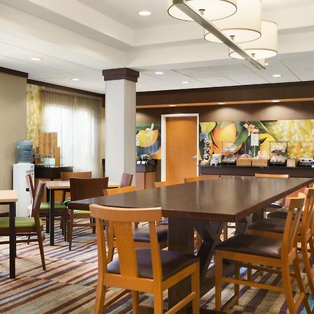 Fairfield Inn & Suites By Marriott Weirton Экстерьер фото